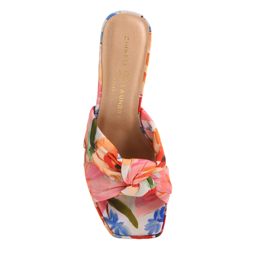 Gwinn Platform Heel – Chinese Laundry Gwinn Platform Heel – Chinese Laundry