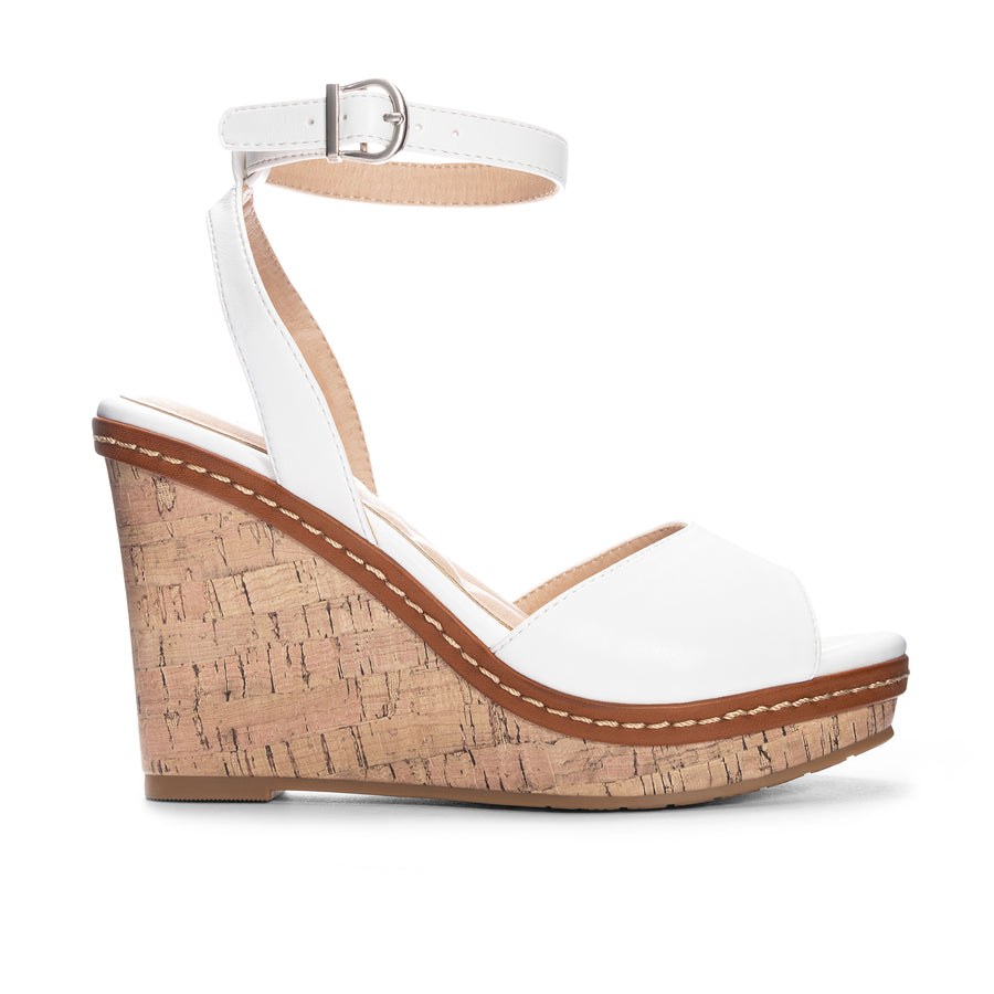 Beaming Casual Wedge