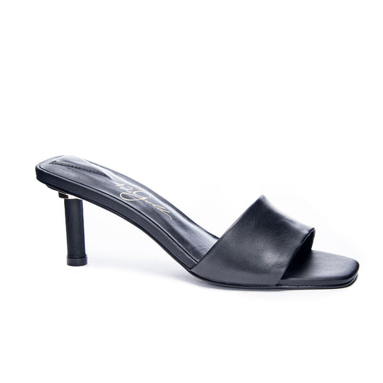 chinese laundry Lilith Slide Sandal