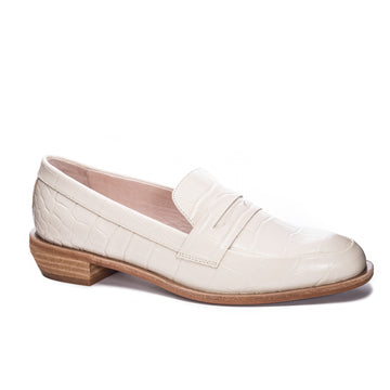 Yasmeen Croco Loafer