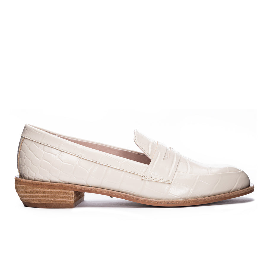 Yasmeen Croco Loafer