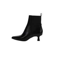 Novva Pointed Toe Kitten Heel Boot