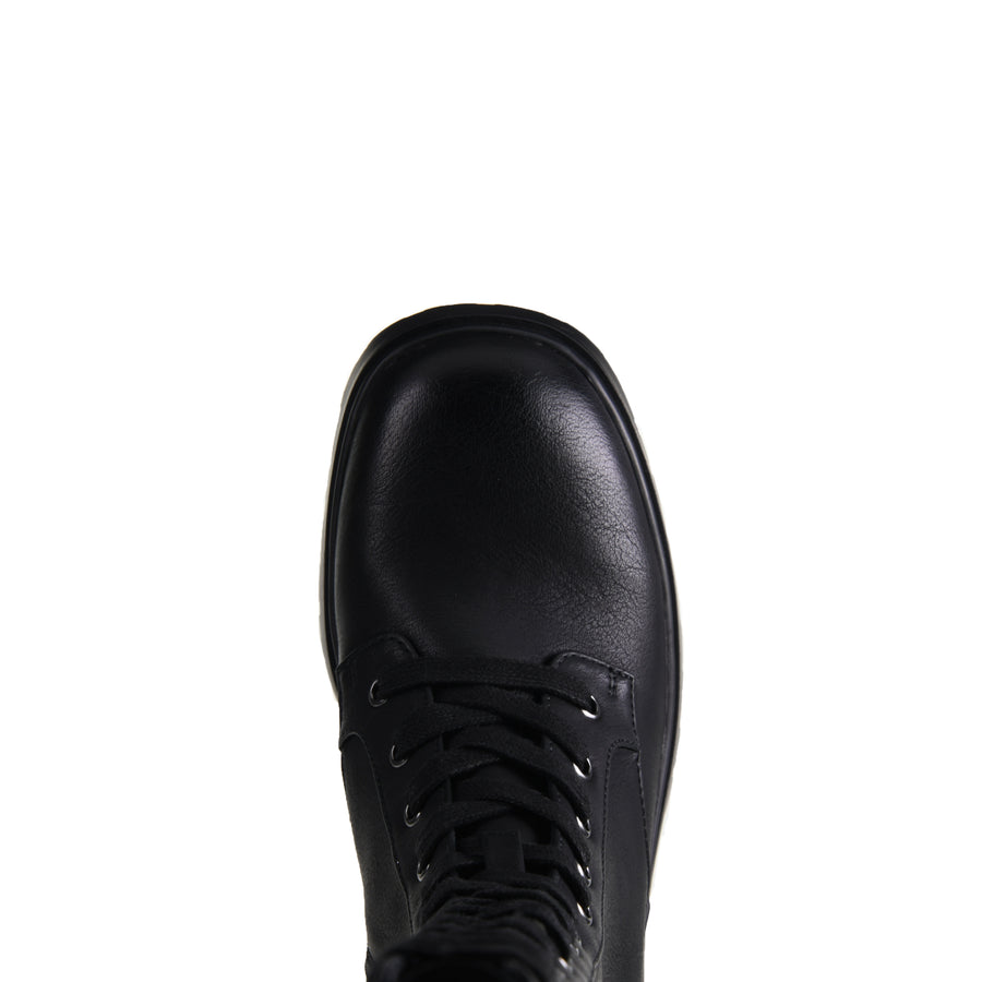 Overtimes Boot